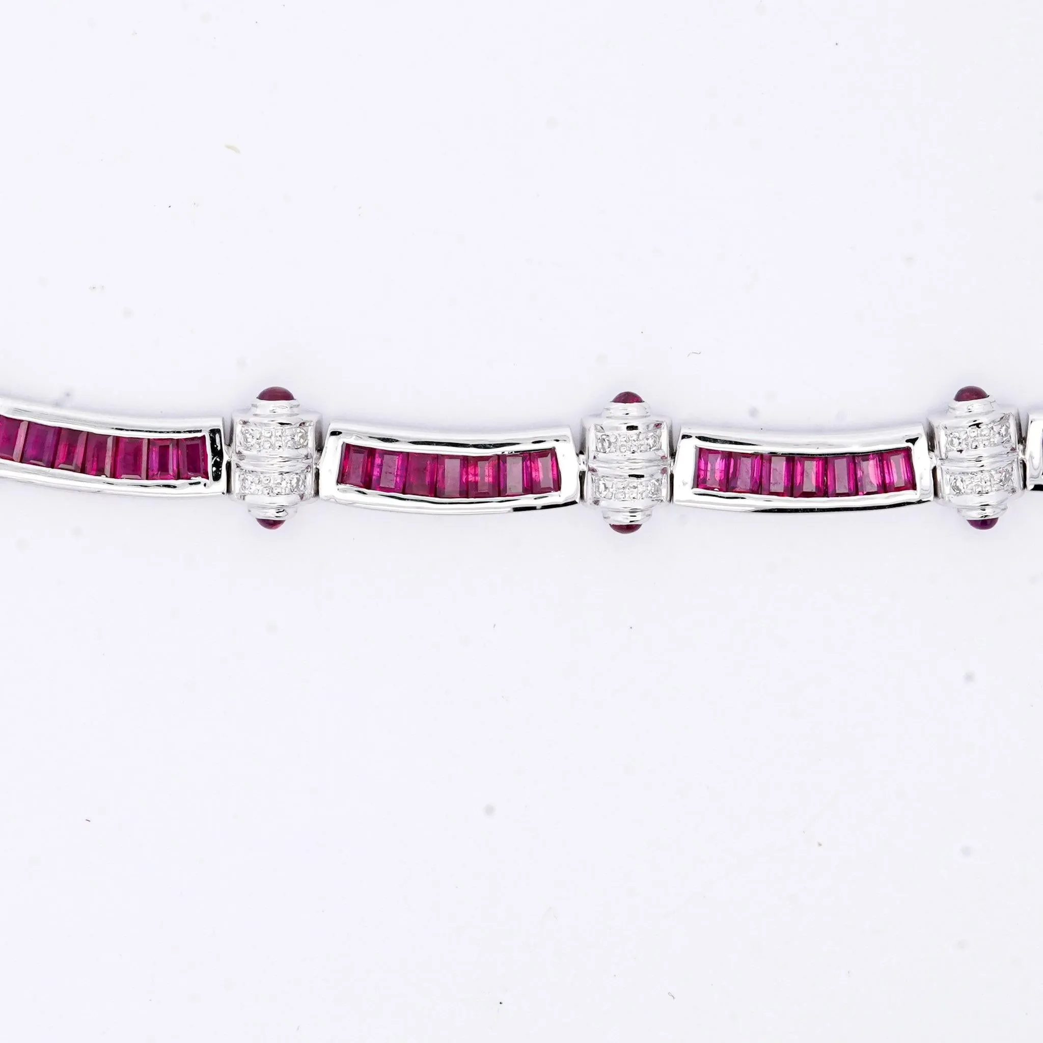 17.3 Carat Ruby and Diamond 18K White Gold Retro Choker Necklace