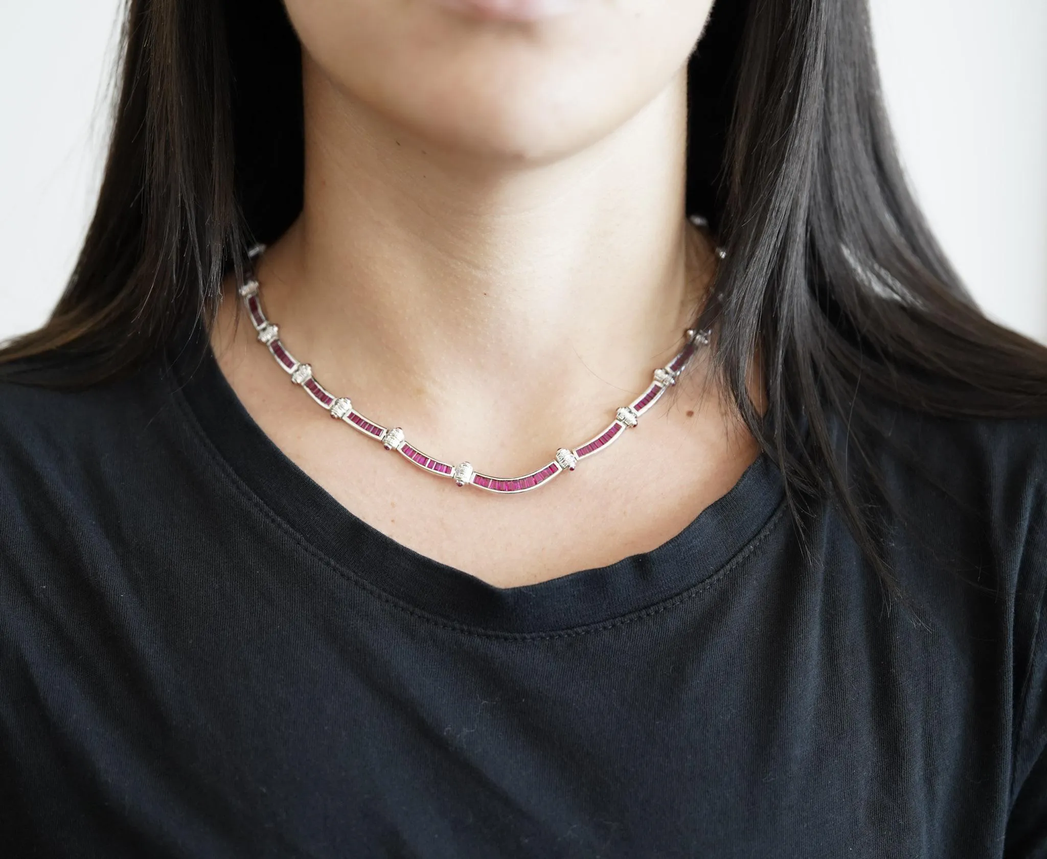 17.3 Carat Ruby and Diamond 18K White Gold Retro Choker Necklace