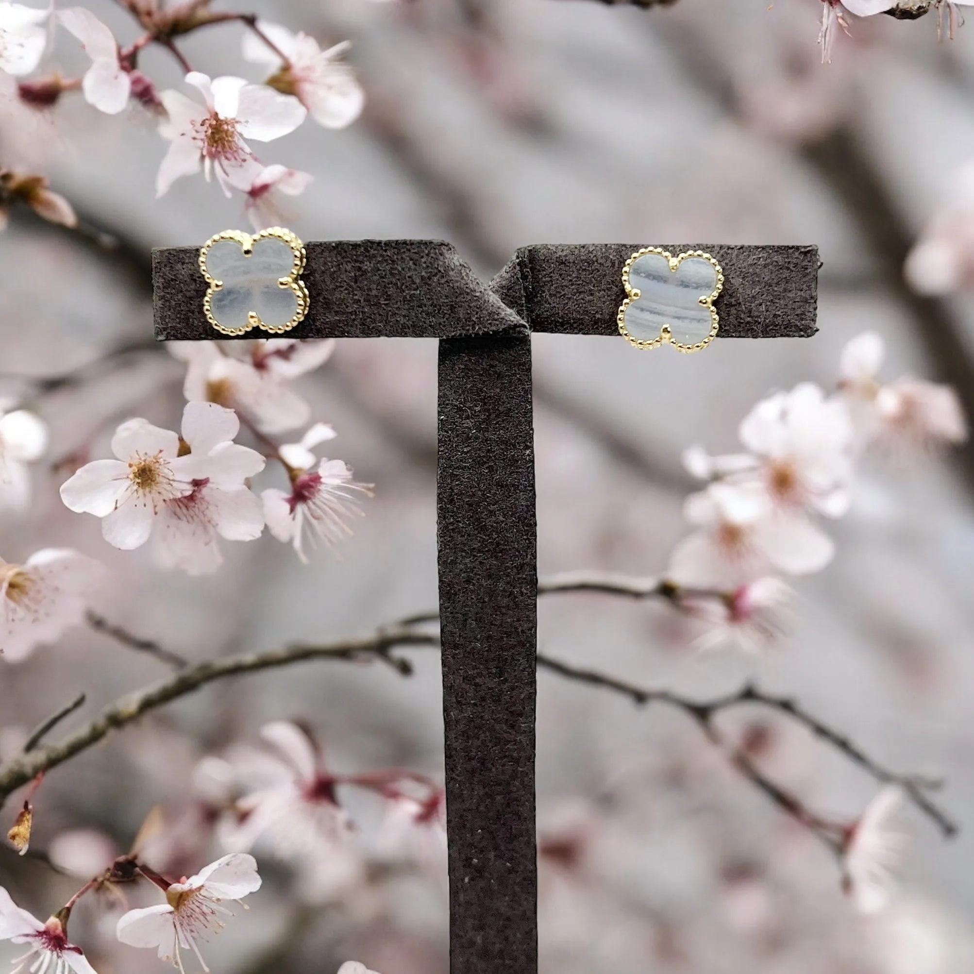 CLOVER STUD EARRINGS